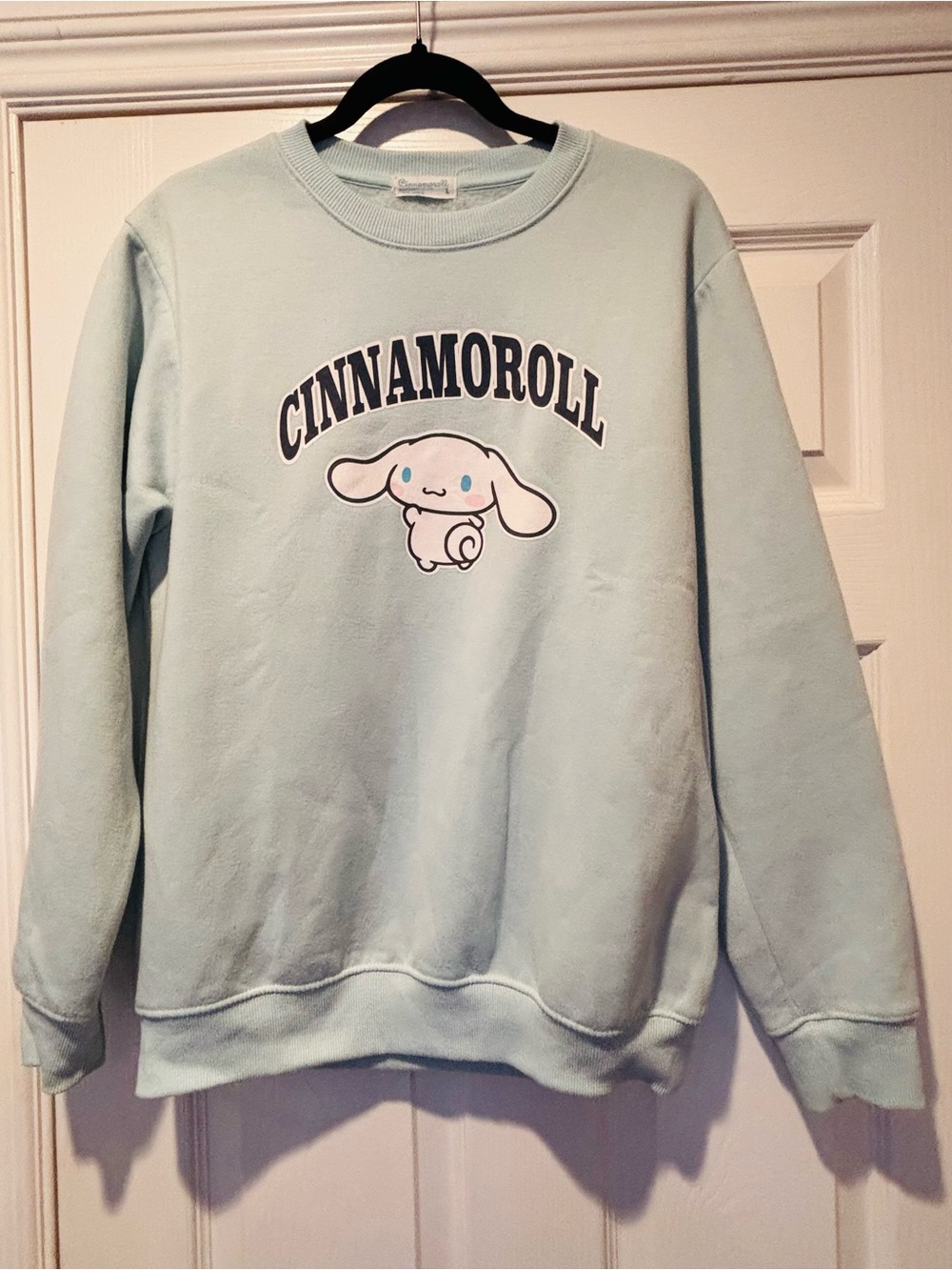 Men’s Size L Light Blue Cinnamoroll Crewneck Sweatshirt